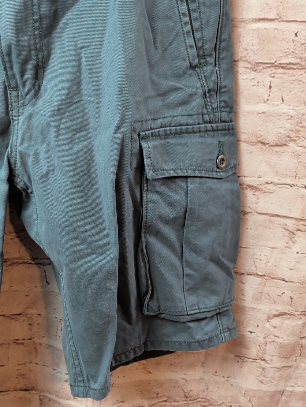 Levi's Men's Cargo Shorts Size 33 New Nwt - Picture 2 of 6